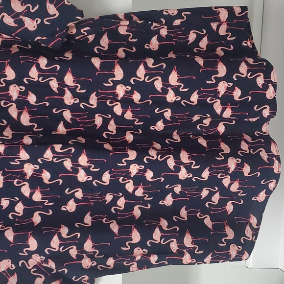 Old Navy Rare Flex XL Flamingo Button Down Shirt NWT Navy Pink - Picture 12 of 12
